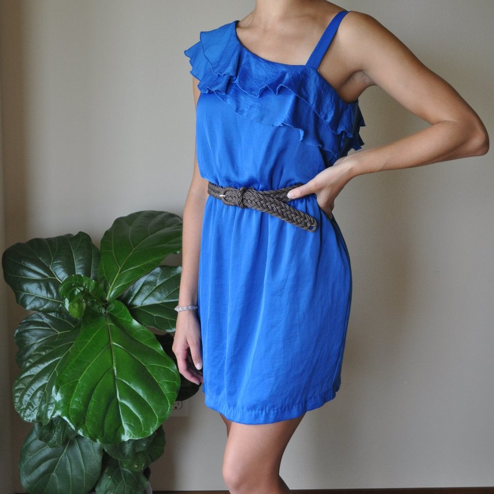 City Triangles Vibrant Royal Blue Dress Size M